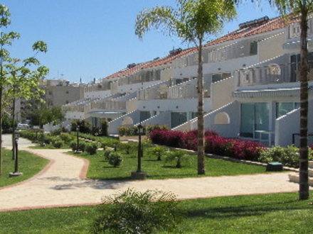 Bayview Gardens Apartment Limassol Cyprus Flyin Com